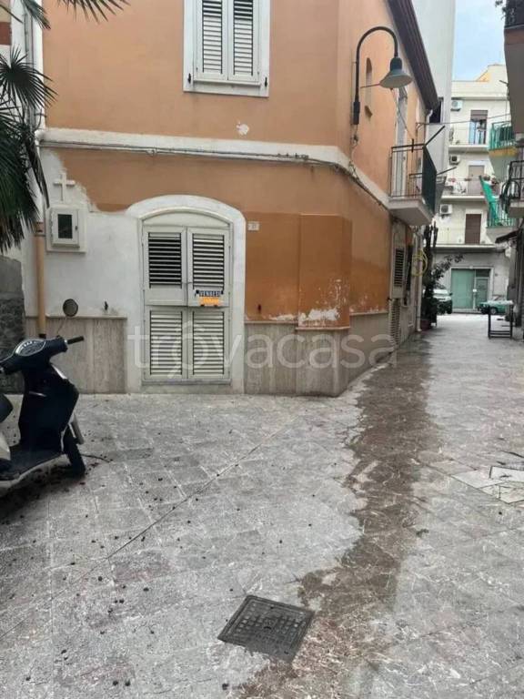 casa indipendente in vendita a Giardini-Naxos