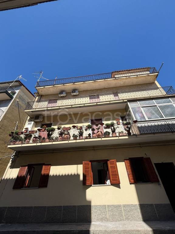 appartamento in vendita a Giardini-Naxos
