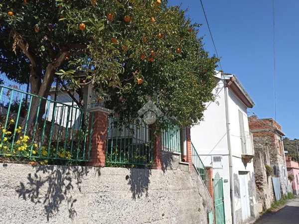 appartamento in vendita a Giardini-Naxos