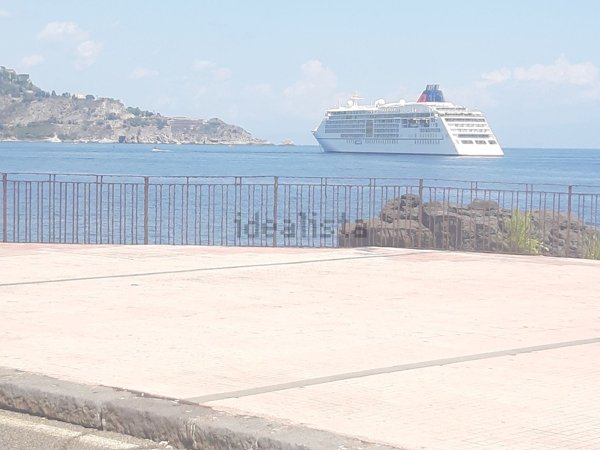 appartamento in vendita a Giardini-Naxos