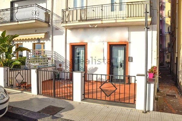 appartamento in vendita a Giardini-Naxos