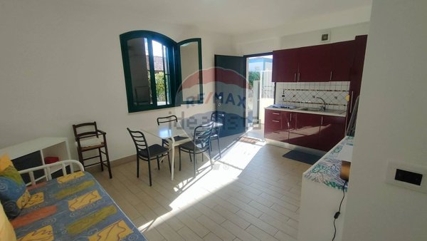 appartamento in vendita a Giardini-Naxos