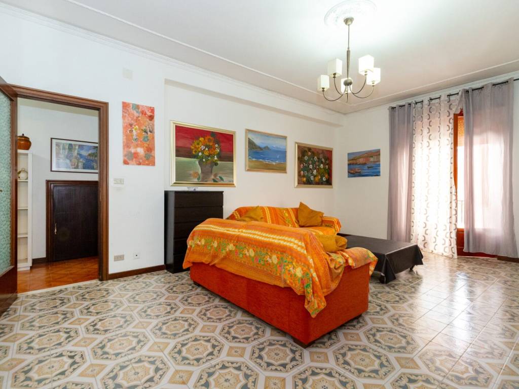 appartamento in vendita a Giardini-Naxos