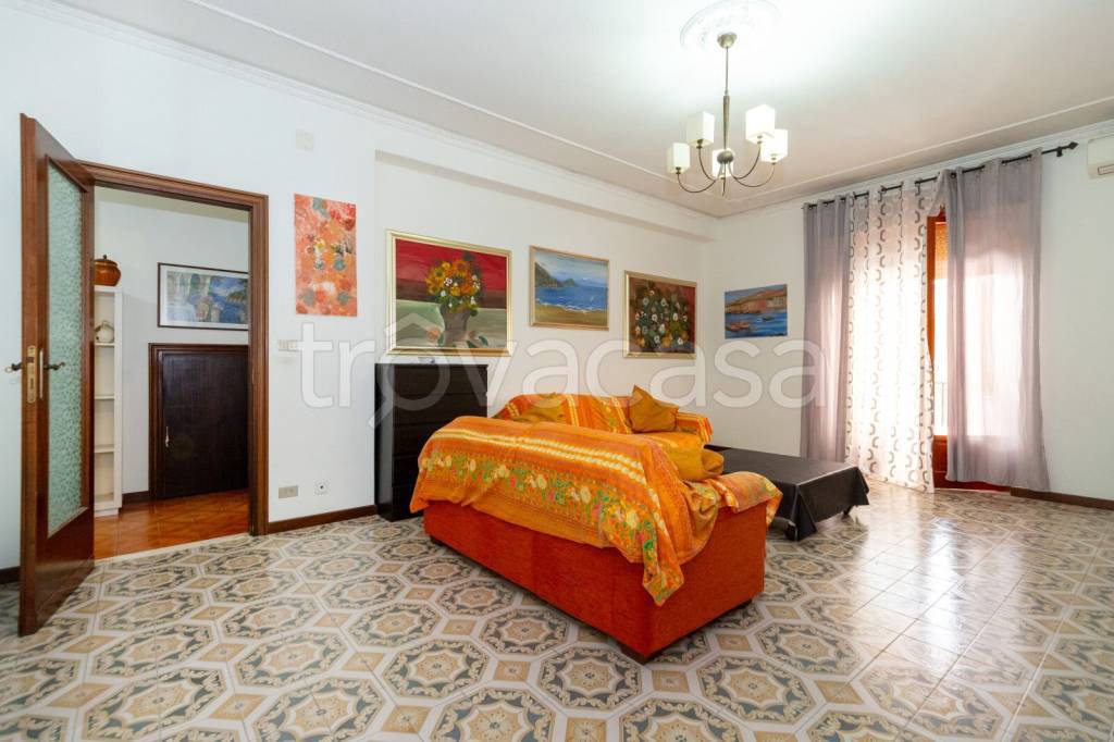 appartamento in vendita a Giardini-Naxos