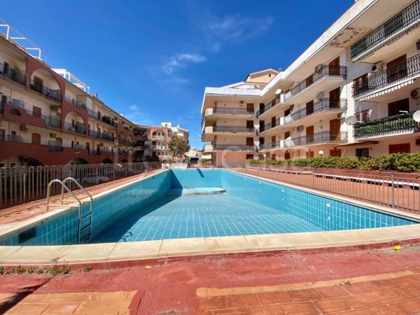 appartamento in vendita a Giardini-Naxos