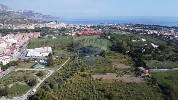 terreno agricolo in vendita a Giardini-Naxos