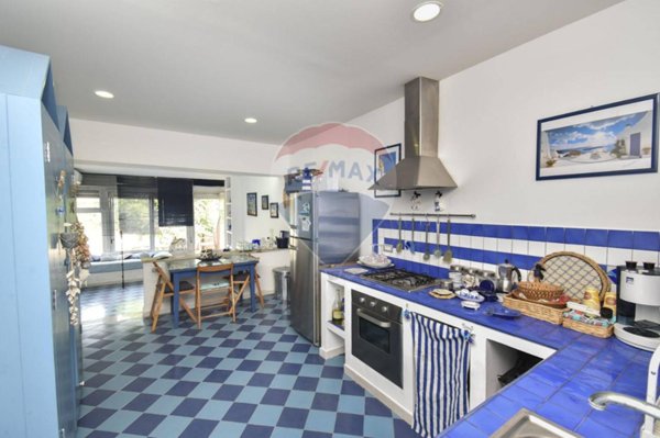 appartamento in vendita a Giardini-Naxos