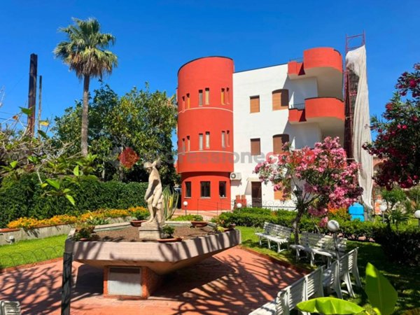 appartamento in vendita a Giardini-Naxos