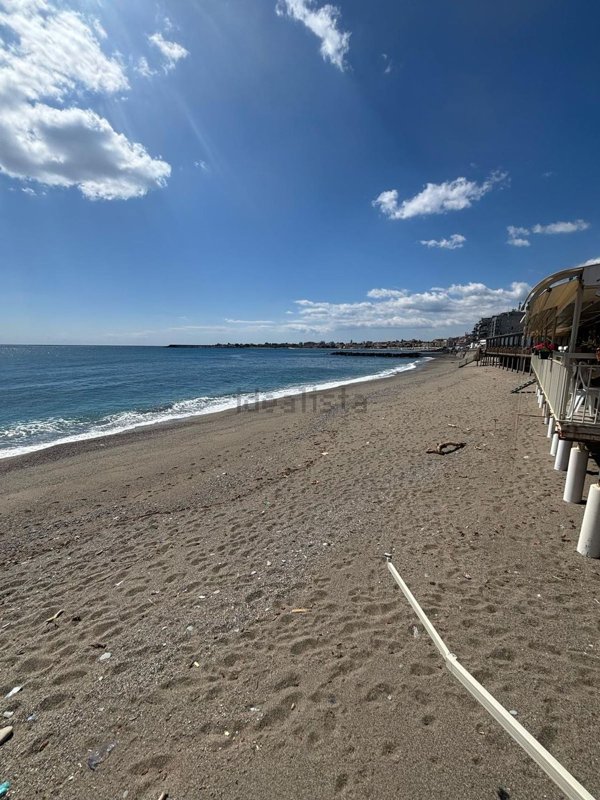 appartamento in vendita a Giardini-Naxos