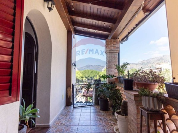 appartamento in vendita a Giardini-Naxos
