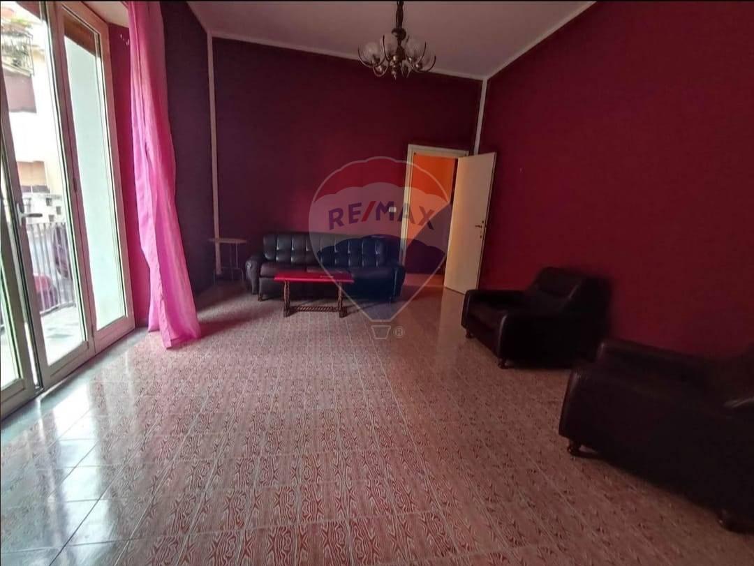 casa indipendente in vendita a Giardini-Naxos