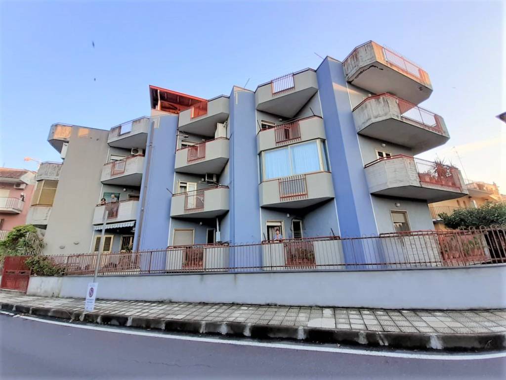 appartamento in vendita a Giardini-Naxos