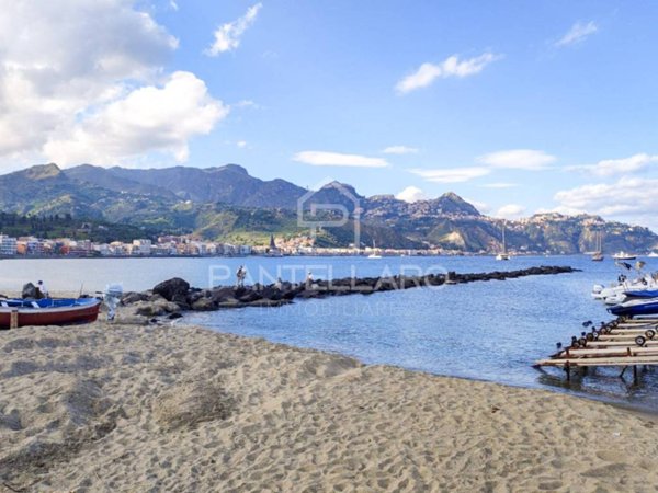 appartamento in vendita a Giardini-Naxos