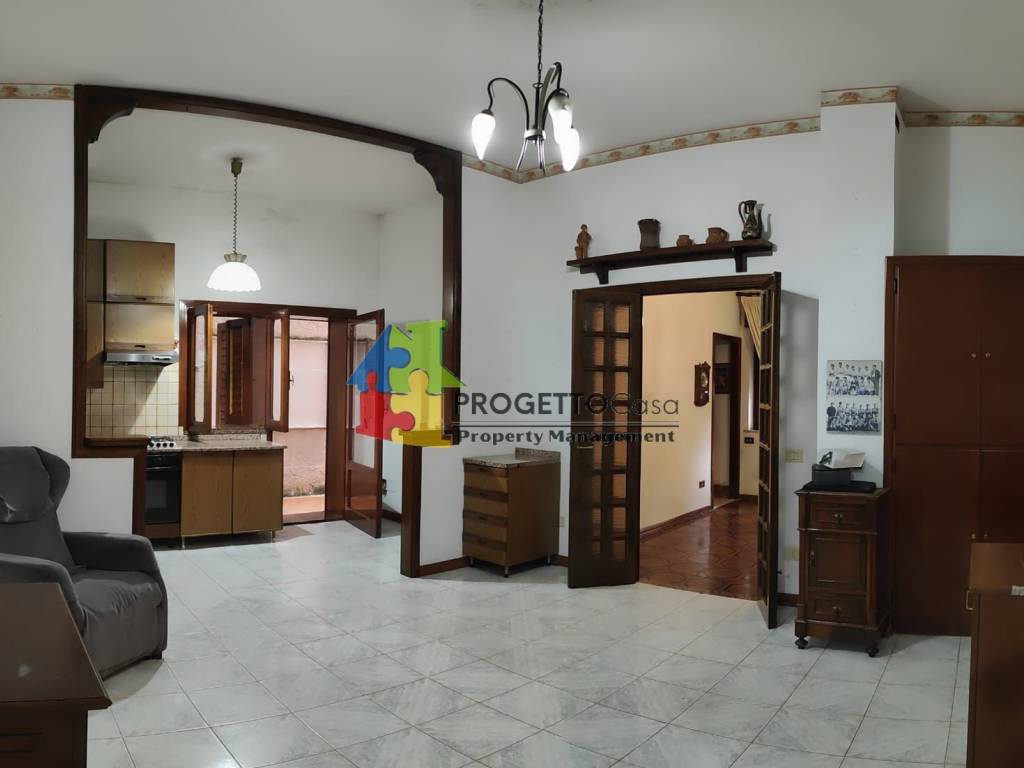appartamento in vendita a Giardini-Naxos