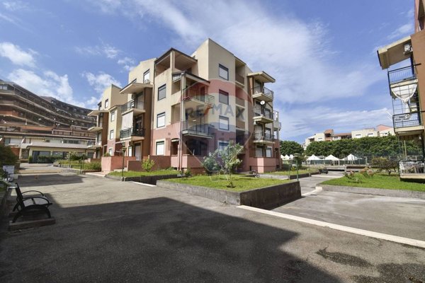 appartamento in vendita a Giardini-Naxos