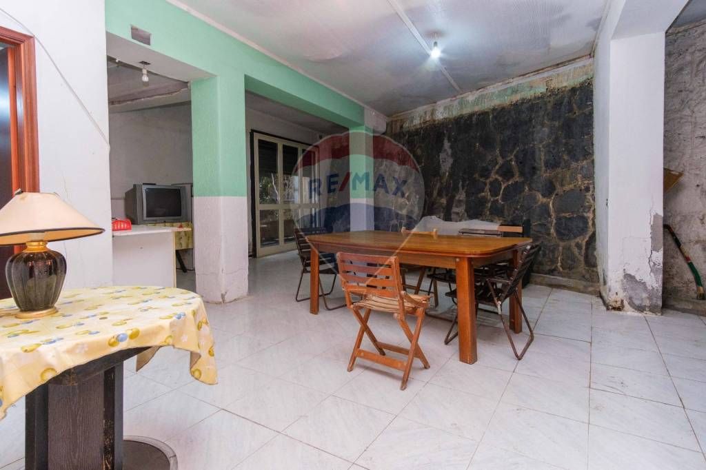 appartamento in vendita a Giardini-Naxos