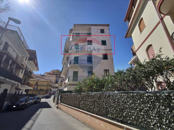 appartamento in vendita a Giardini-Naxos