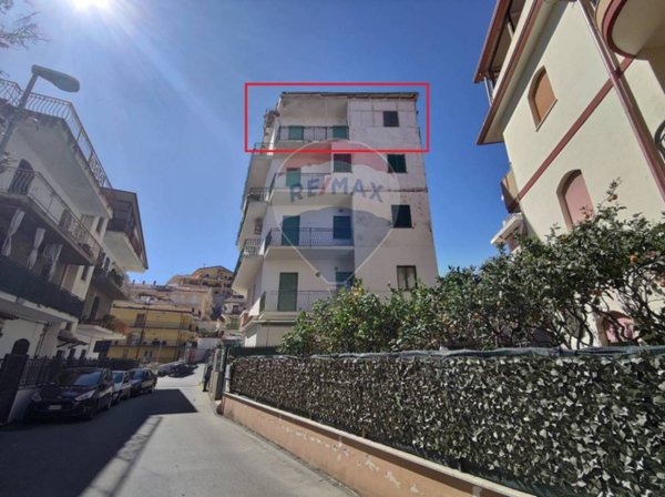 appartamento in vendita a Giardini-Naxos