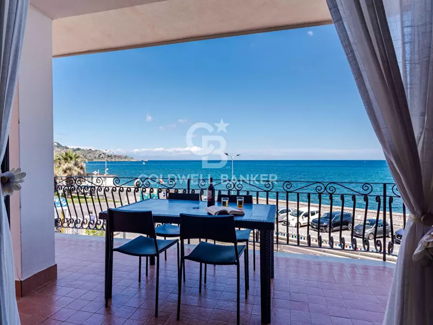 appartamento in vendita a Giardini-Naxos