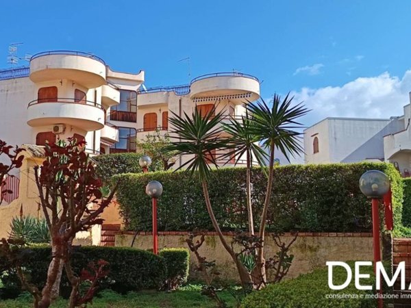 appartamento in vendita a Giardini-Naxos