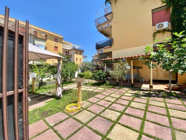 appartamento in vendita a Giardini-Naxos