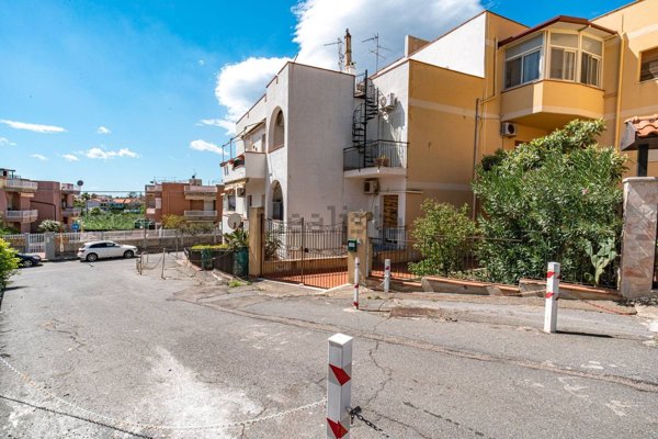 appartamento in vendita a Giardini-Naxos