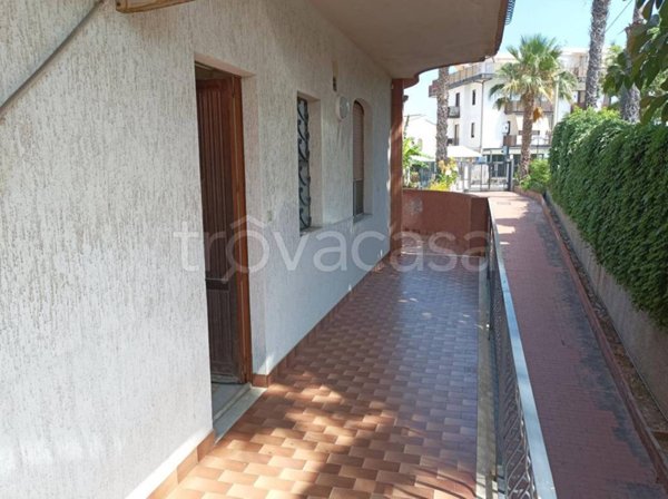 appartamento in vendita a Giardini-Naxos