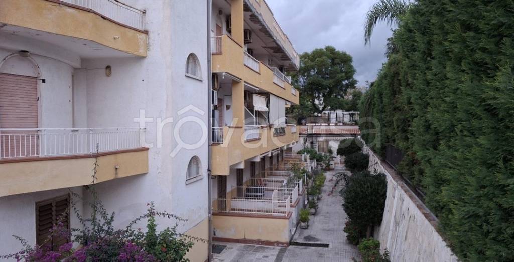 appartamento in vendita a Giardini-Naxos