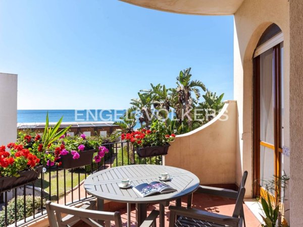 appartamento in vendita a Giardini-Naxos