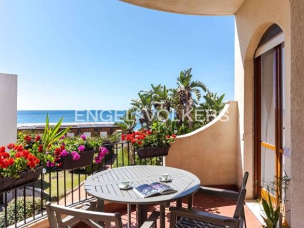 appartamento in vendita a Giardini-Naxos