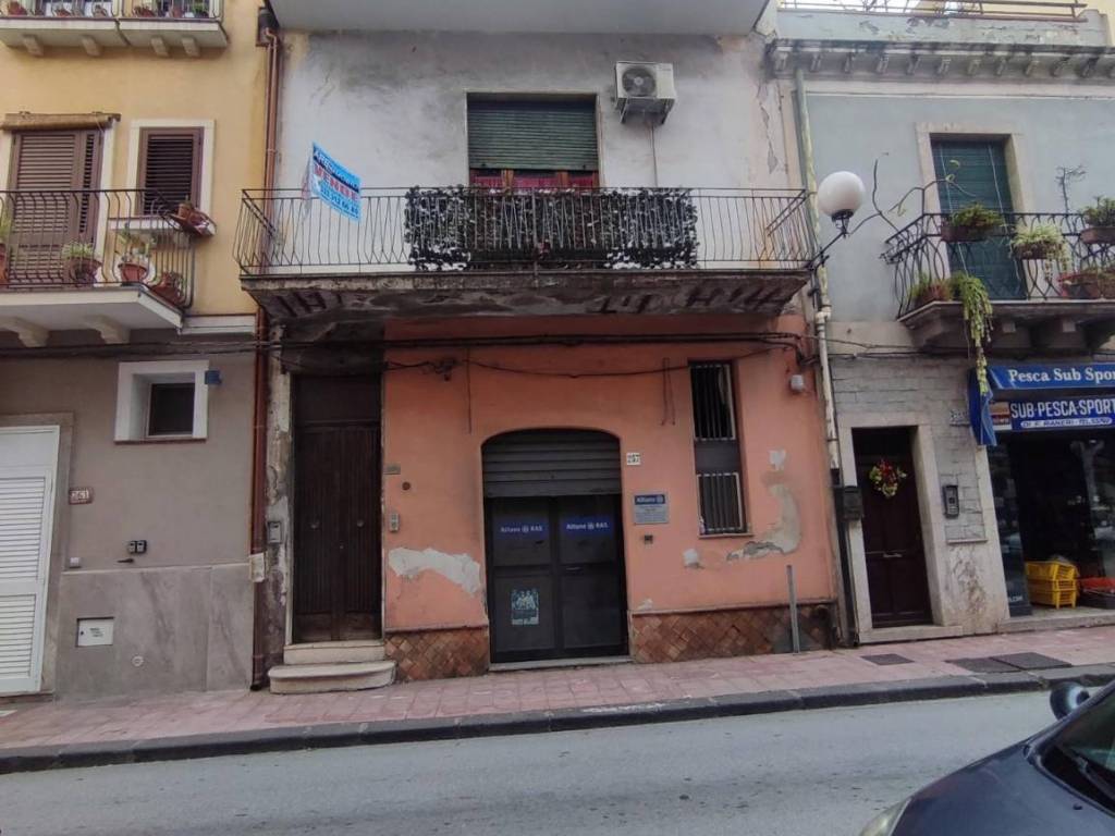 appartamento in vendita a Giardini-Naxos