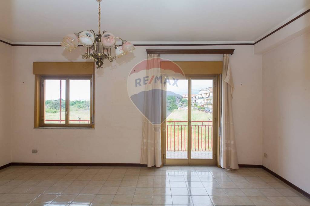 appartamento in vendita a Giardini-Naxos