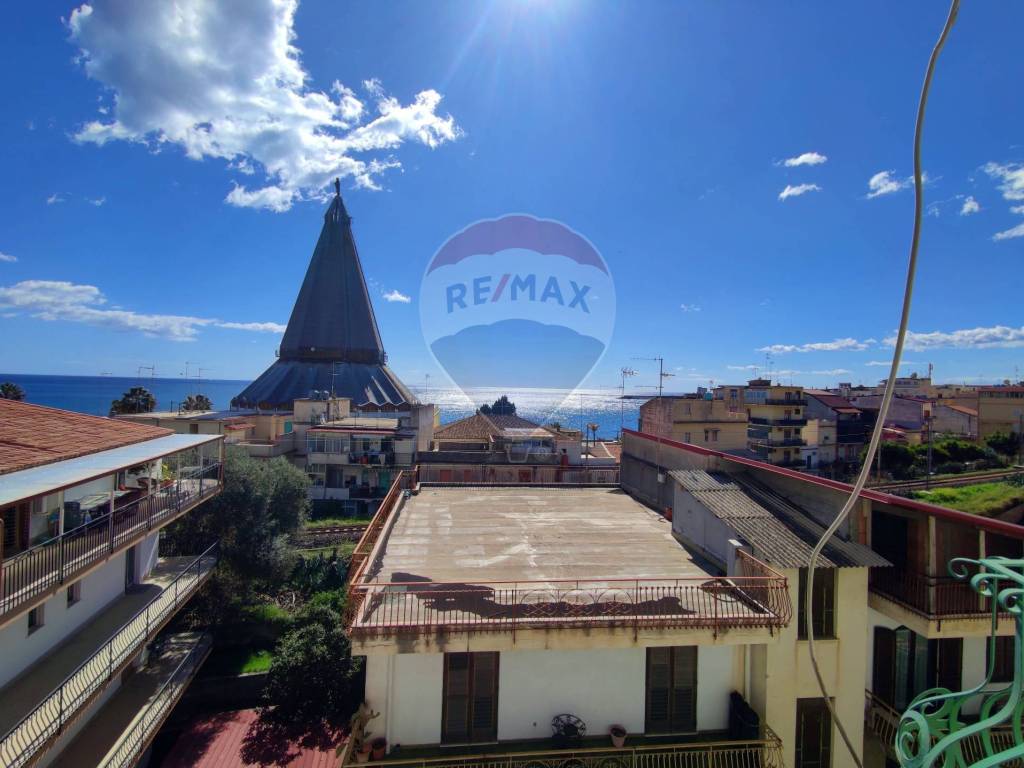 appartamento in vendita a Giardini-Naxos