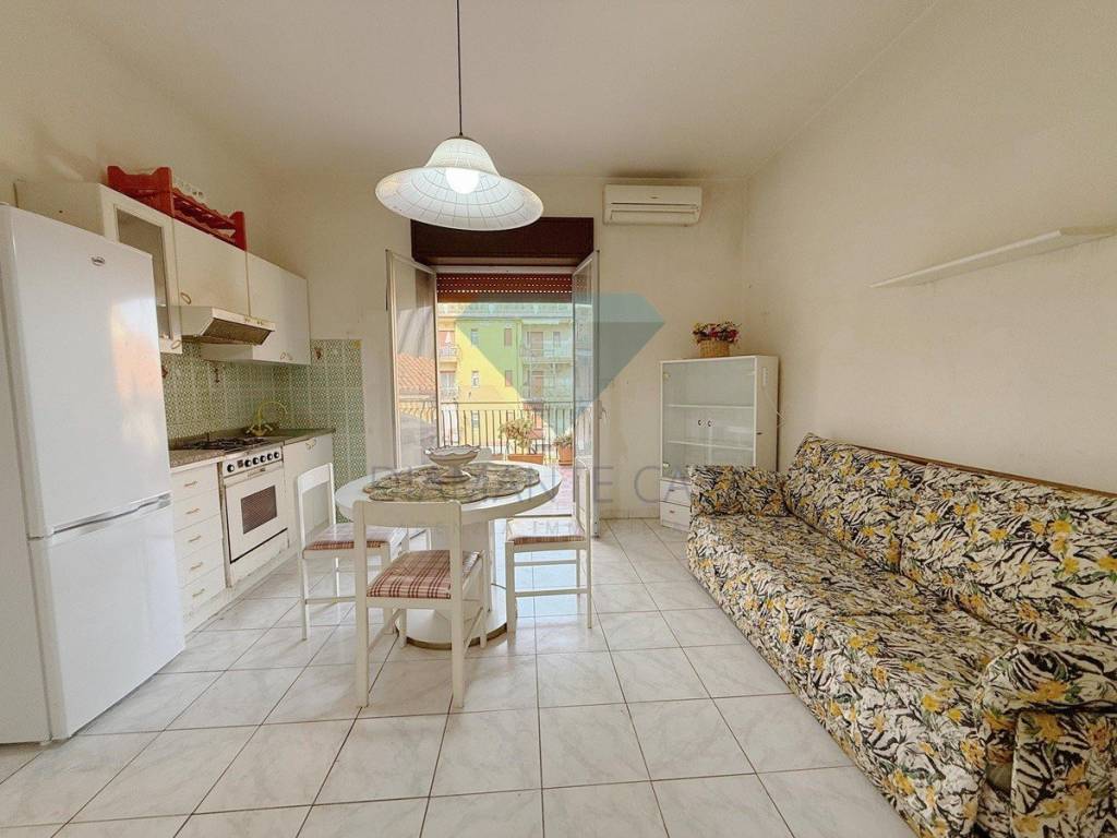 appartamento in vendita a Giardini-Naxos