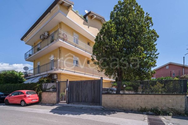 appartamento in vendita a Giardini-Naxos