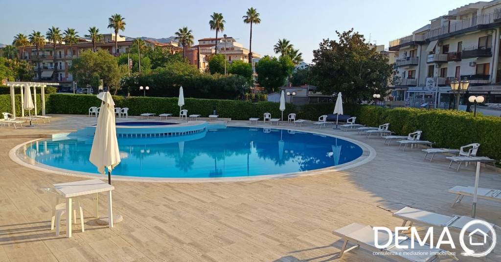 appartamento in vendita a Giardini-Naxos