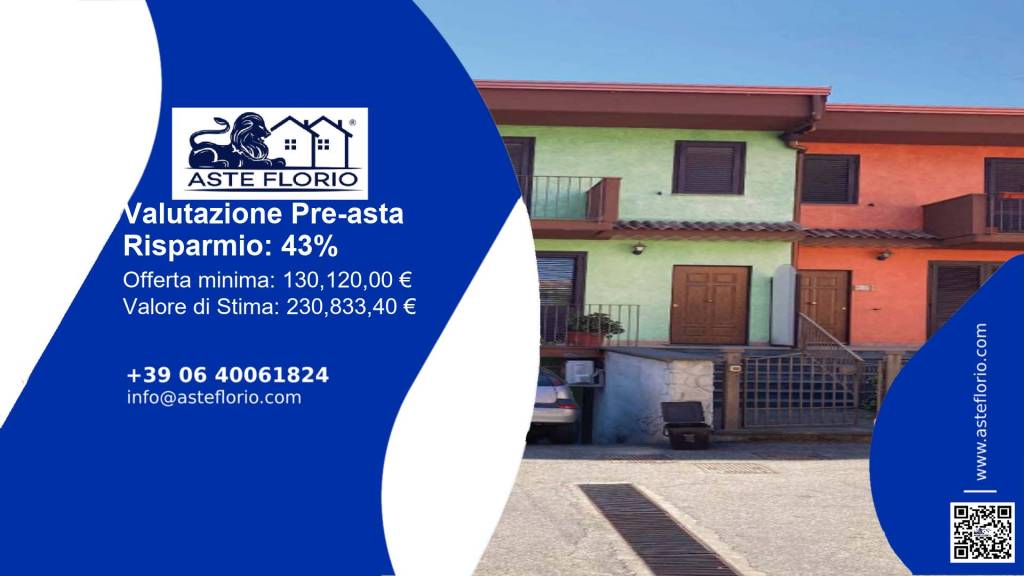 casa indipendente in vendita a Giardini-Naxos