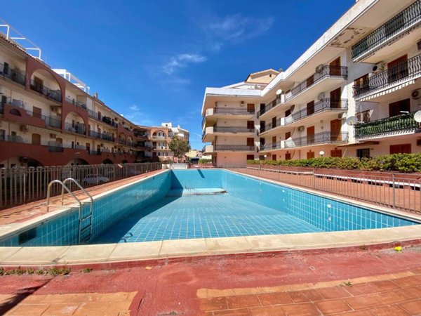 appartamento in vendita a Giardini-Naxos