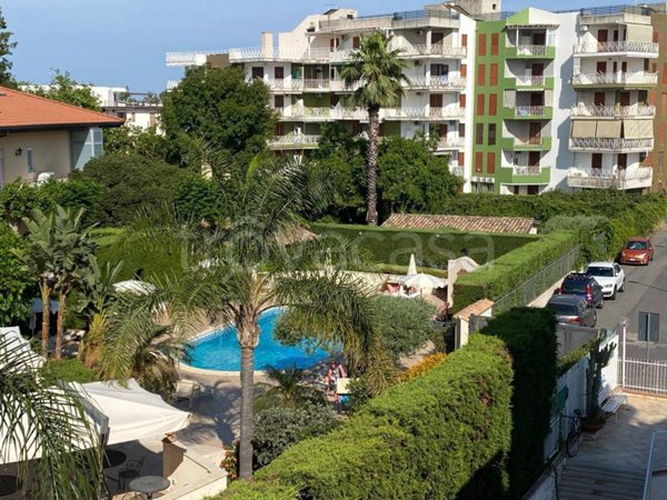 appartamento in vendita a Giardini-Naxos