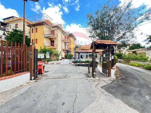 appartamento in vendita a Giardini-Naxos
