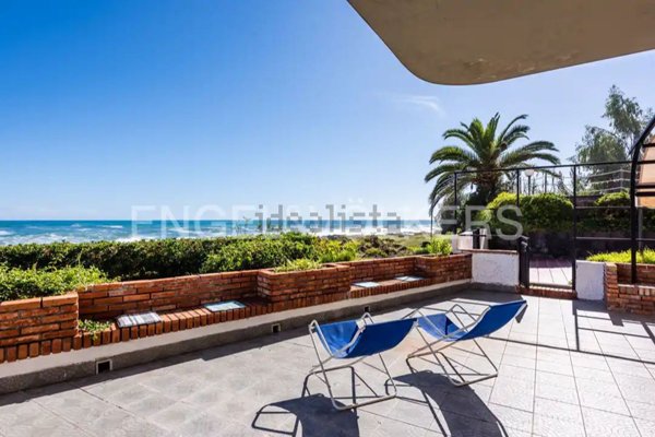 appartamento in vendita a Giardini-Naxos