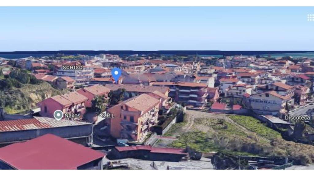 casa indipendente in vendita a Giardini-Naxos