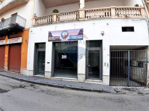 casa indipendente in vendita a Giardini-Naxos