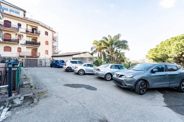 appartamento in vendita a Giardini-Naxos