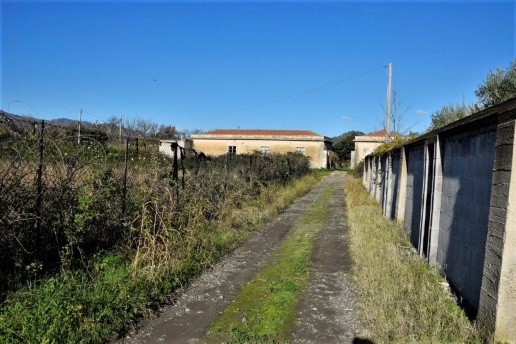casa indipendente in vendita a Giardini-Naxos