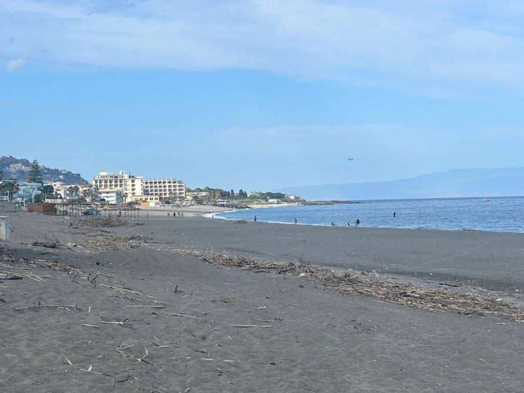 appartamento in vendita a Giardini-Naxos