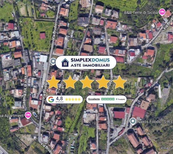 casa indipendente in vendita a Giardini-Naxos