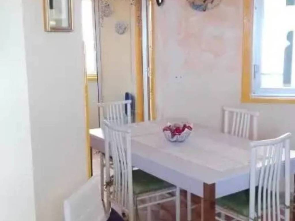 appartamento in vendita a Giardini-Naxos