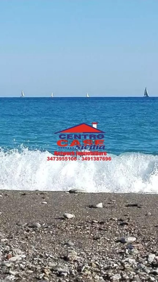 appartamento in vendita a Giardini-Naxos
