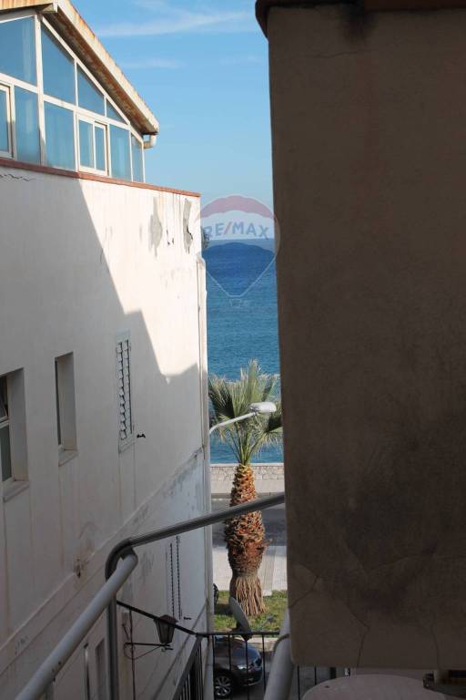 appartamento in vendita a Giardini-Naxos